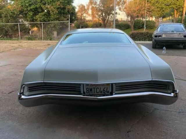 Buick Riviera 1967 image number 12