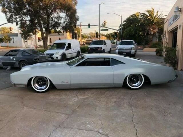 Buick Riviera 1967 image number 15