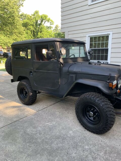 Toyota FJ40 Landcruiser 1970 image number 0