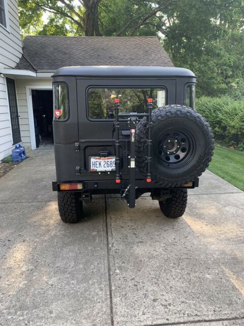 Toyota FJ40 Landcruiser 1970 image number 12