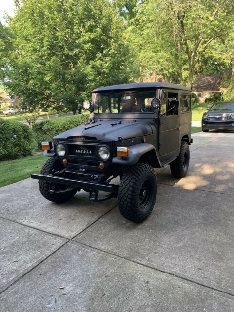 Toyota FJ40 Landcruiser 1970 image number 13