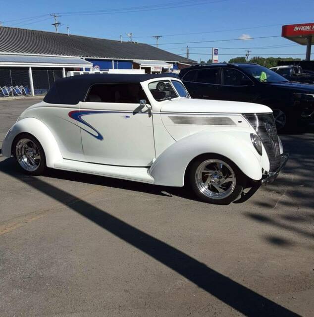 Ford CABRIOLET 1937 image number 0