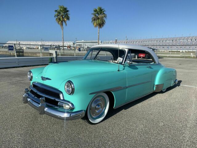 Chevrolet Styleline 1951 image number 33