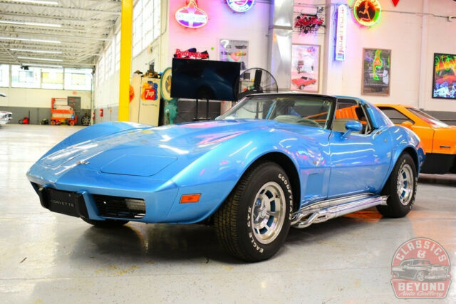 Chevrolet Corvette 1977 image number 32