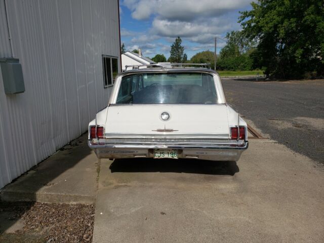 Oldsmobile Fiesta 1963 image number 11