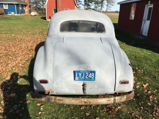 Chevrolet Coupe 1941 image number 11