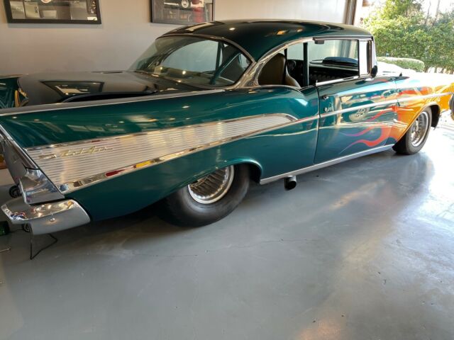 Chevrolet Bel Air/150/210 1957 image number 1