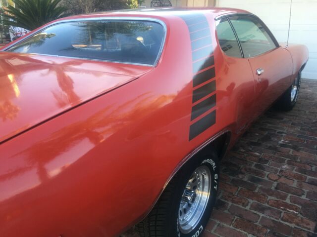 Plymouth Road Runner 1972 image number 19