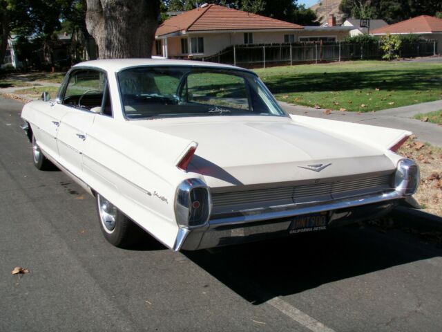 Cadillac DeVille 1962 image number 30