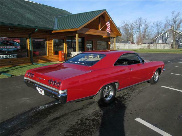 Chevrolet Impala 1965 image number 14