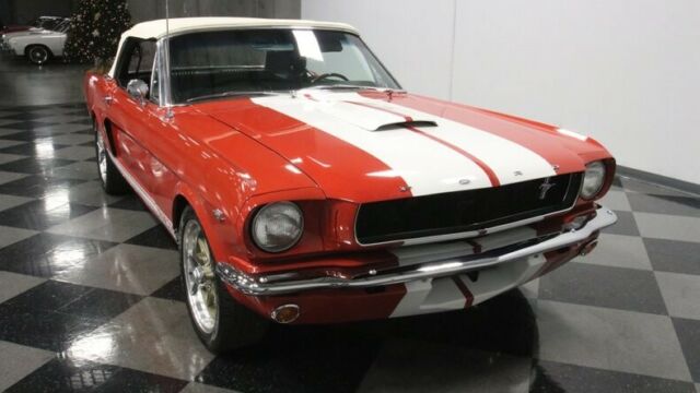 Ford Mustang 1965 image number 18