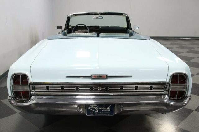 Ford Galaxie 1968 image number 11