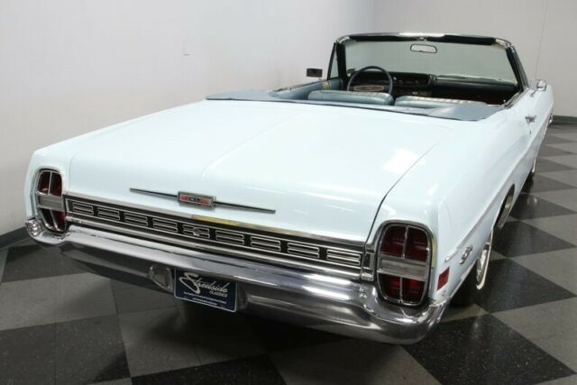 Ford Galaxie 1968 image number 12