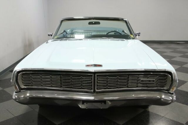 Ford Galaxie 1968 image number 19