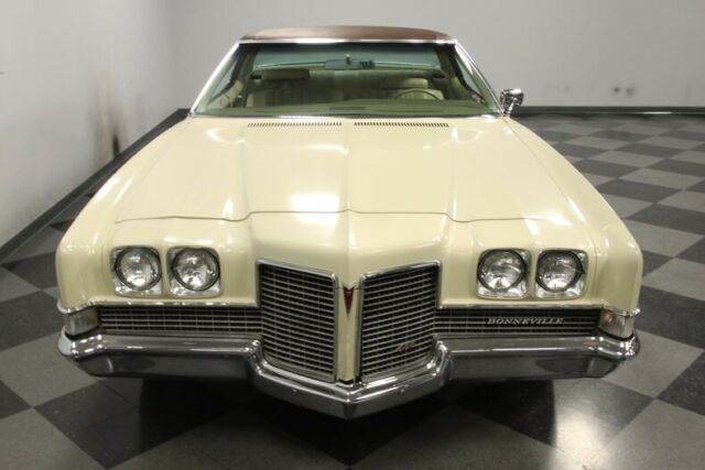 Pontiac Bonneville 1971 image number 46