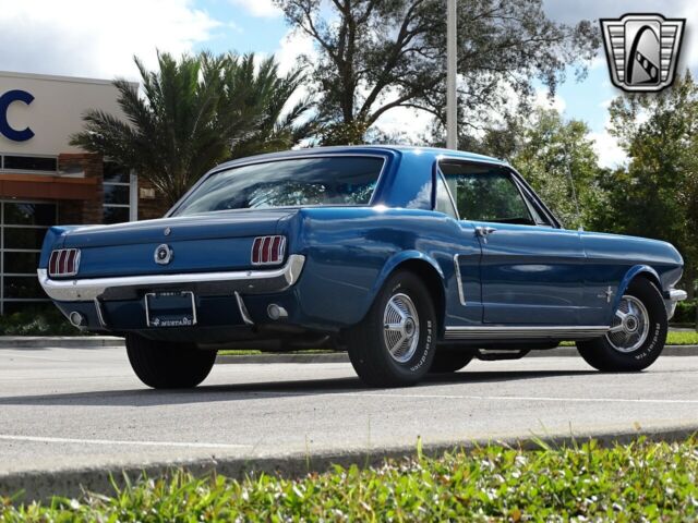 Ford Mustang 1965 image number 9