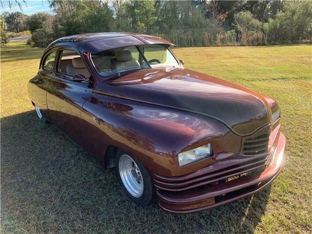 Packard 2 Door Coupe 1948 image number 10