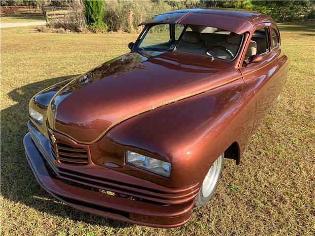 Packard 2 Door Coupe 1948 image number 2