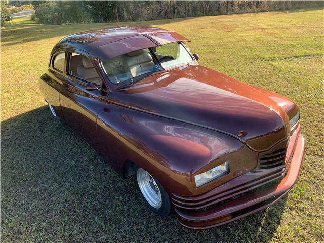 Packard 2 Door Coupe 1948 image number 35