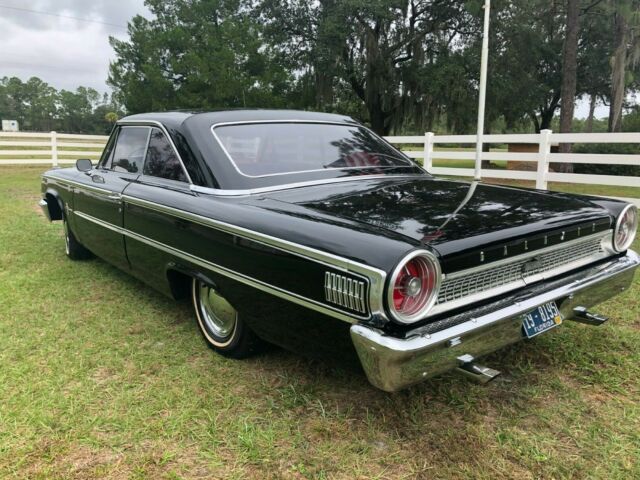 Ford Galaxie 500 1963 image number 21