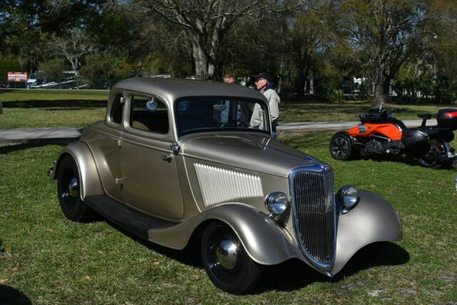 Ford 5-Windows All Steel Henry Ford 1934 image number 23