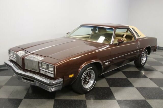 Oldsmobile Cutlass 1977 image number 22