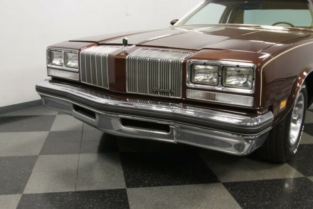 Oldsmobile Cutlass 1977 image number 23