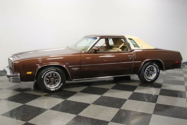 Oldsmobile Cutlass 1977 image number 30