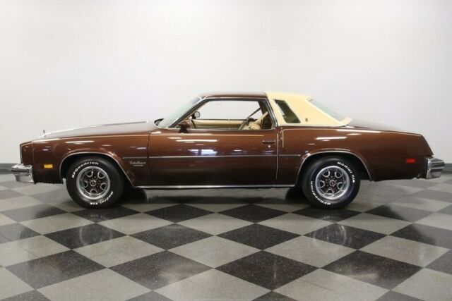 Oldsmobile Cutlass 1977 image number 31