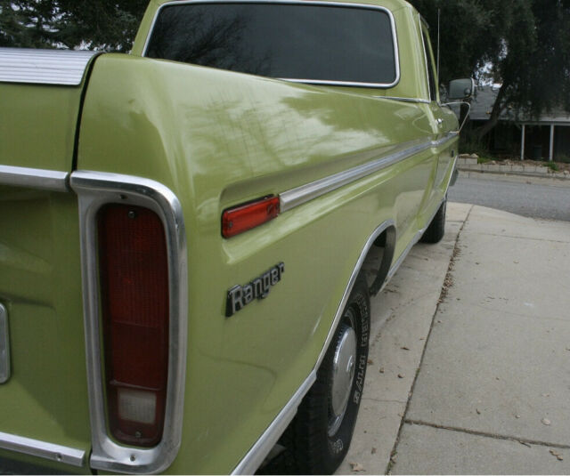 Ford F-100 1975 image number 10