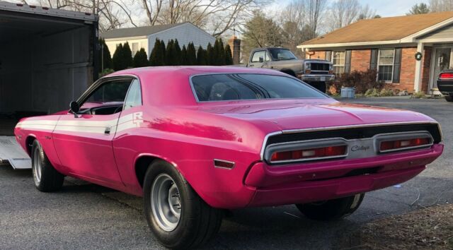 Dodge Challenger 1971 image number 26