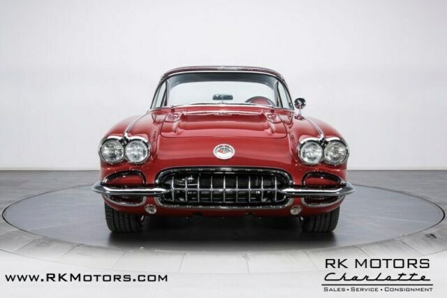 Chevrolet Corvette 1960 image number 20