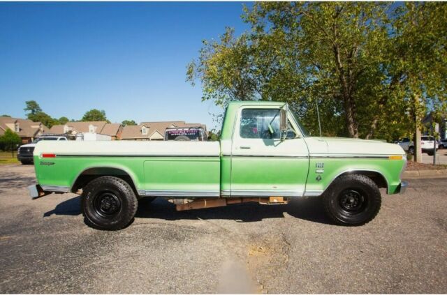 Ford F350 1973 image number 10