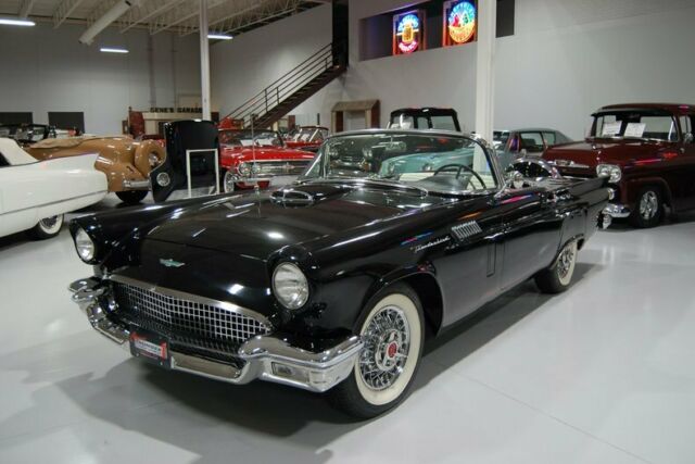 Ford Thunderbird Convertible 1957 image number 0