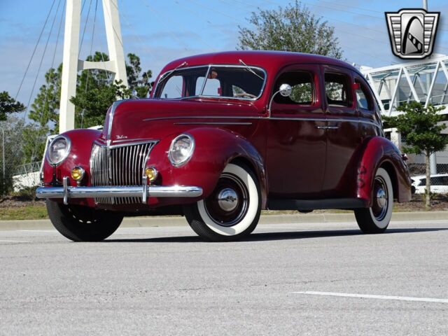 Ford Deluxe 1939 image number 29