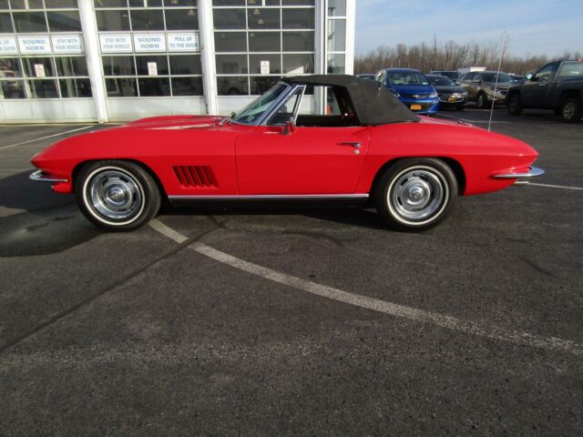 Chevrolet Corvette 1967 image number 10