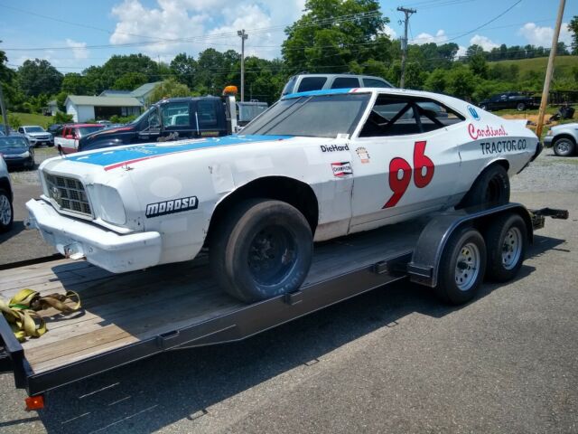 Ford Torino 1973 image number 18