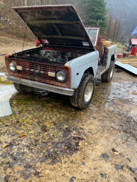 Ford Bronco 1976 image number 8