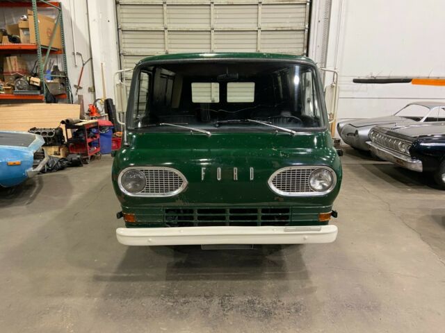 Ford E-Series Van 1967 image number 15