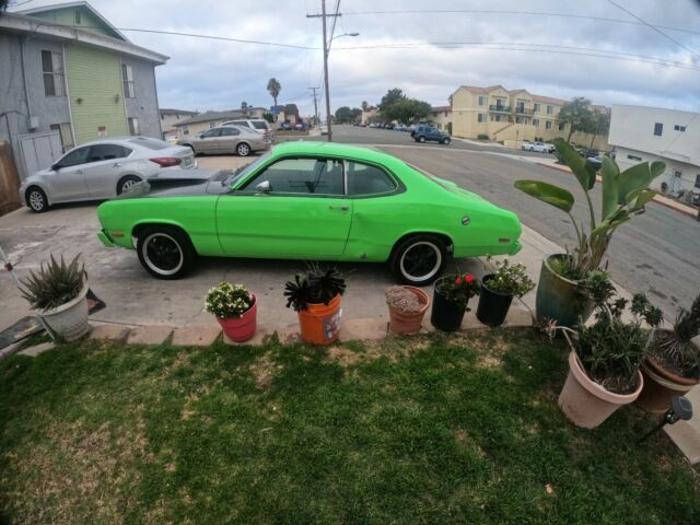 Plymouth Duster 1974 image number 11