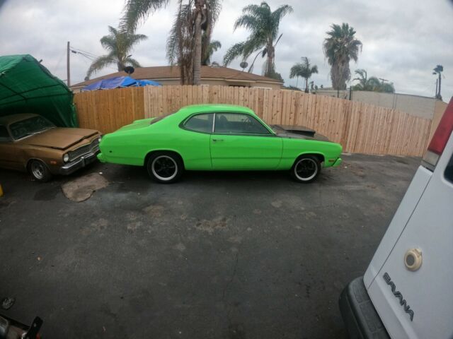 Plymouth Duster 1974 image number 23