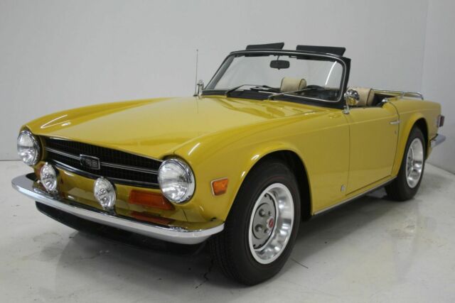 Triumph TR-6 1973 image number 0