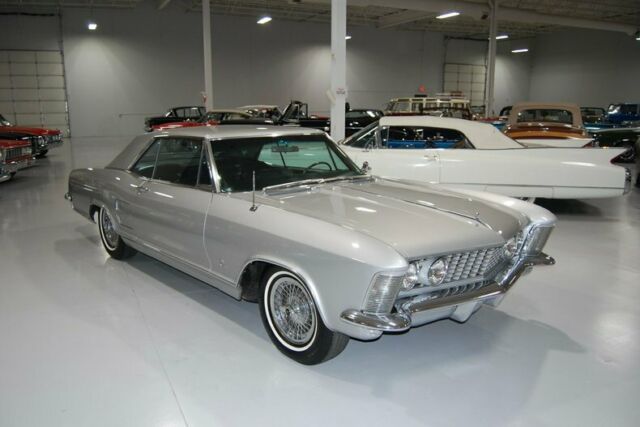 Buick Riviera 1964 image number 26