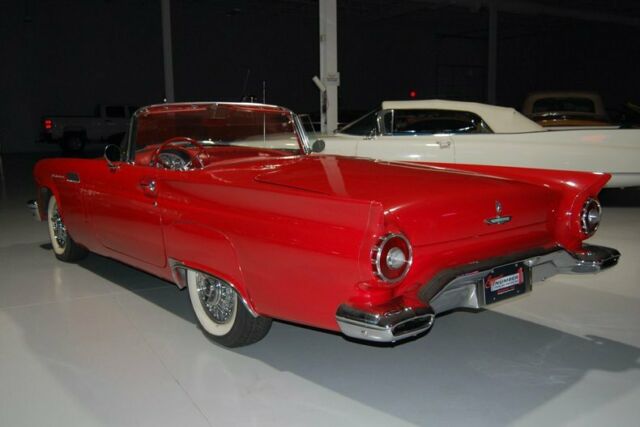 Ford Thunderbird Convertible 1957 image number 30