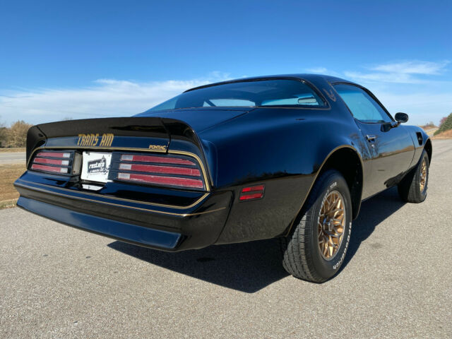 Pontiac Trans Am 1977 image number 29