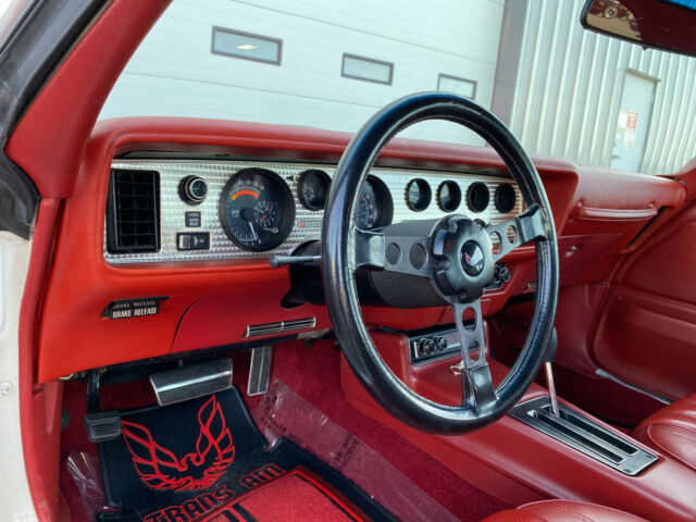 Pontiac Trans Am 1976 image number 37