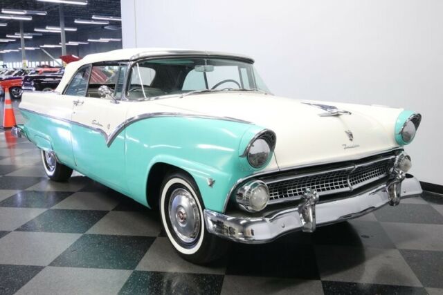 Ford Fairlane 1955 image number 17