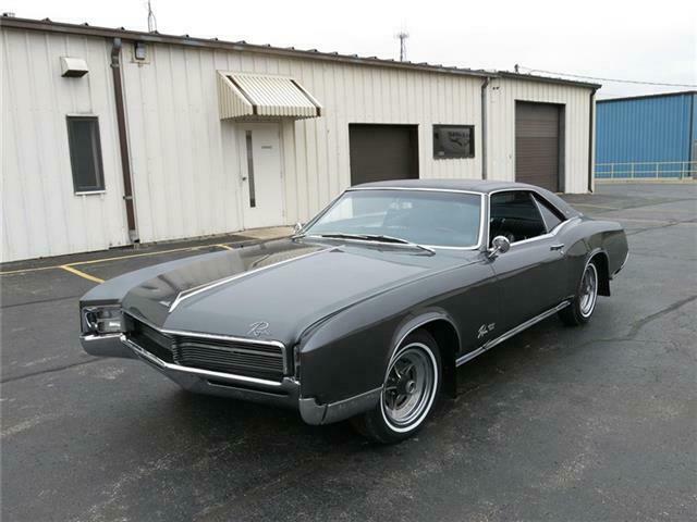 Buick Riviera GS, 1967 image number 0