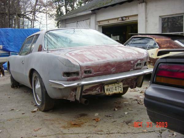 Studebaker Avanti 1964 image number 18