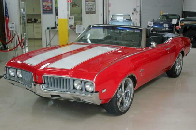 Oldsmobile Cutlass 1969 image number 0